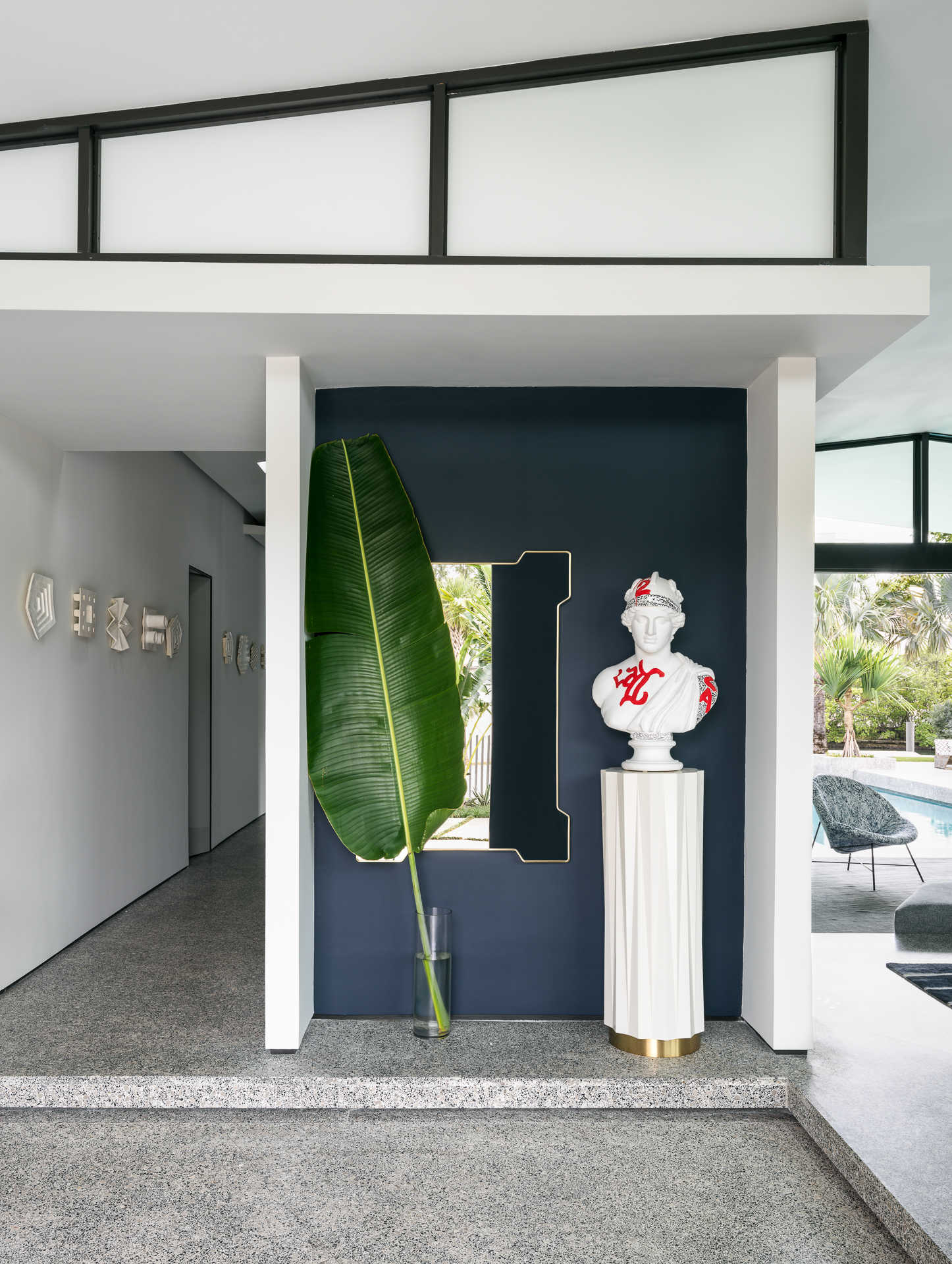 entrance_4_flamingo-drive_miami_jean-louis-deniot